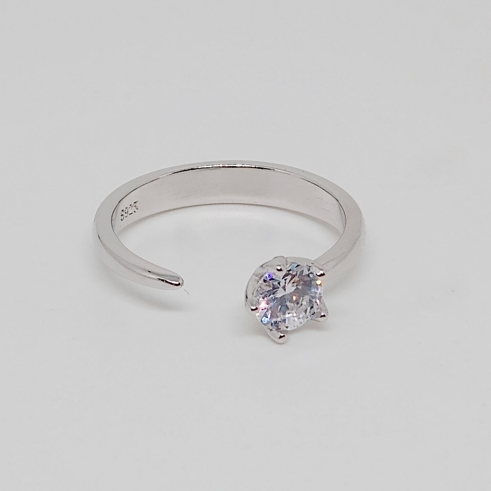 Sterling Silver Clear CZ Open Ring Size 6.5 - Picture 3 of 4